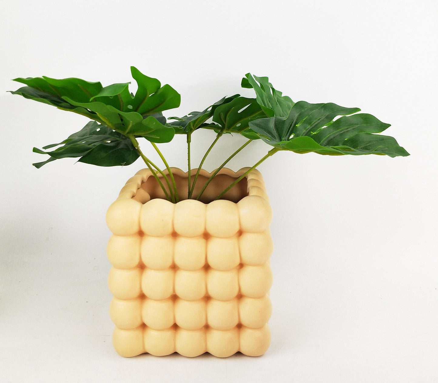 Addie Bubble Planter Sand
