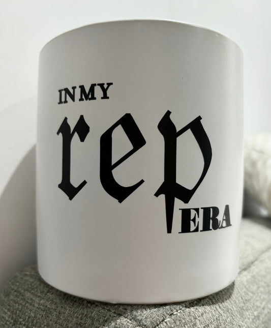 'In my rep era' Planter